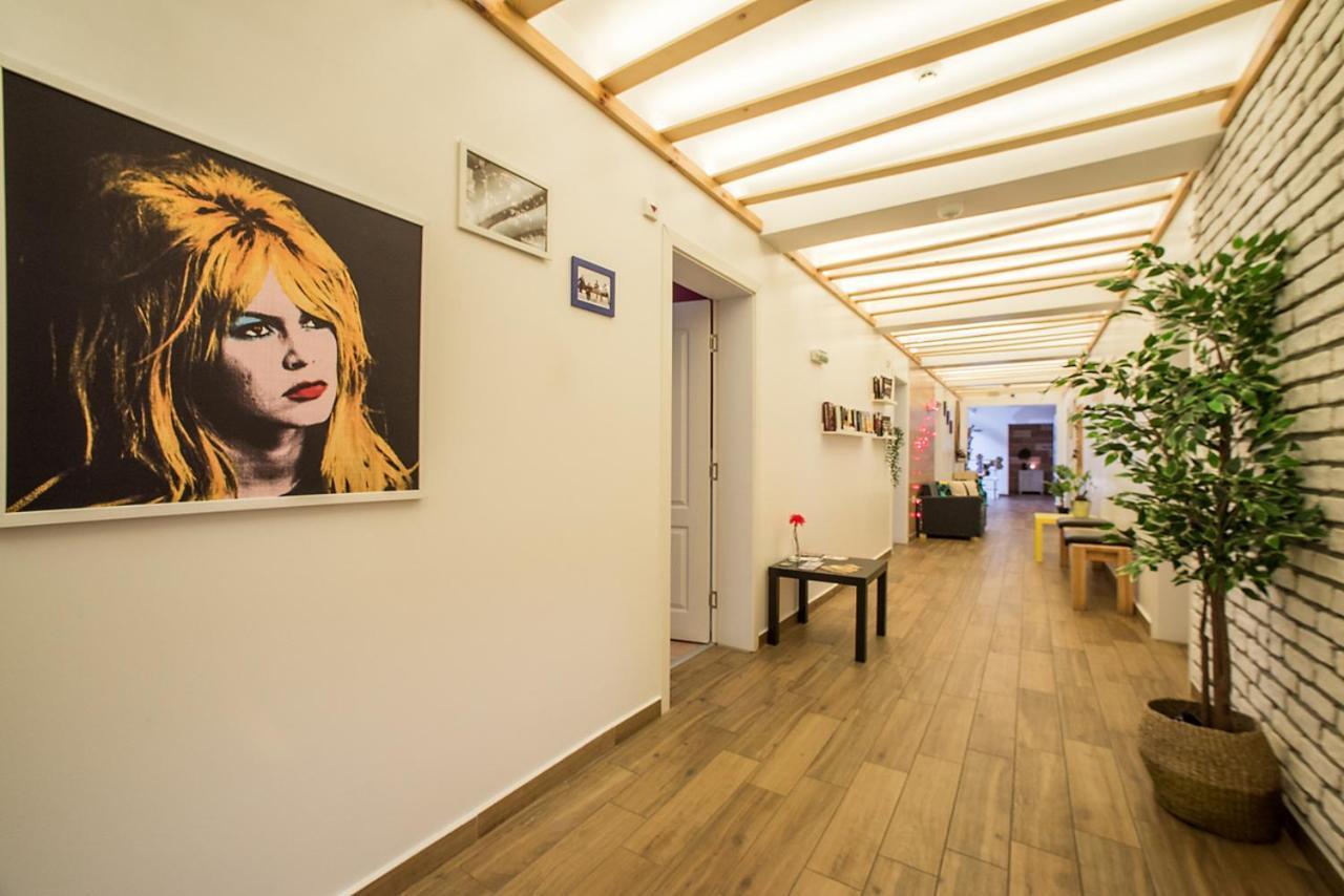 Fox Rooms Aparthotel Stara Zagora Ngoại thất bức ảnh